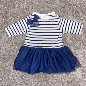 Like new- striped tutu dress size 6-9 months